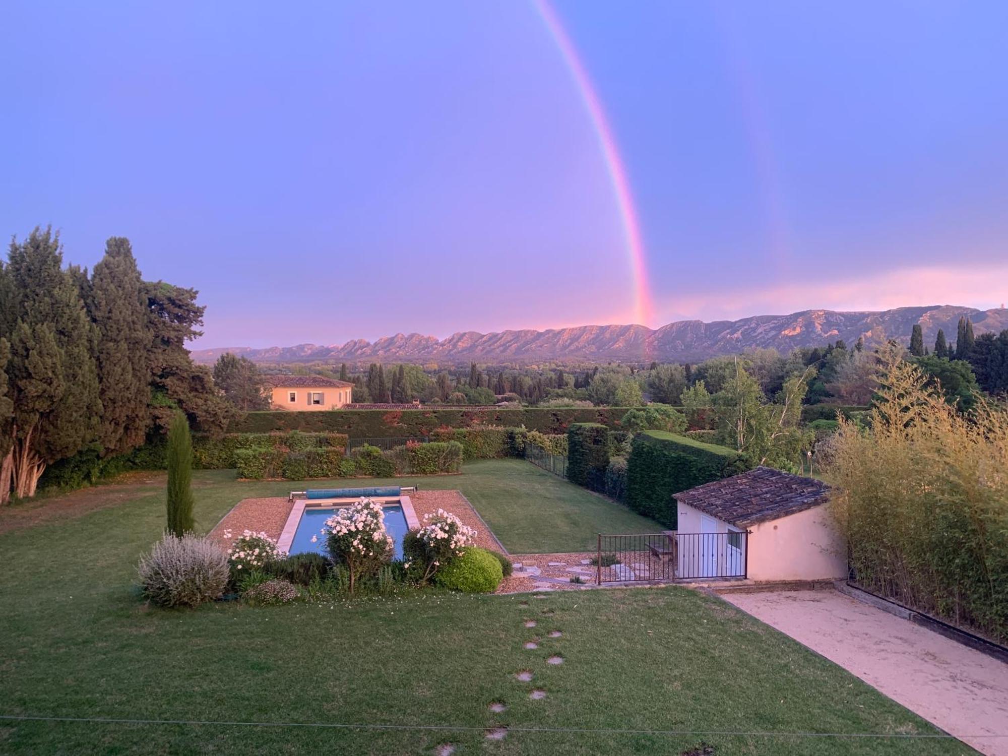 En Provence, Chez Stephanie Et Marcel Lägenhet Saint-Rémy-de-Provence Exteriör bild